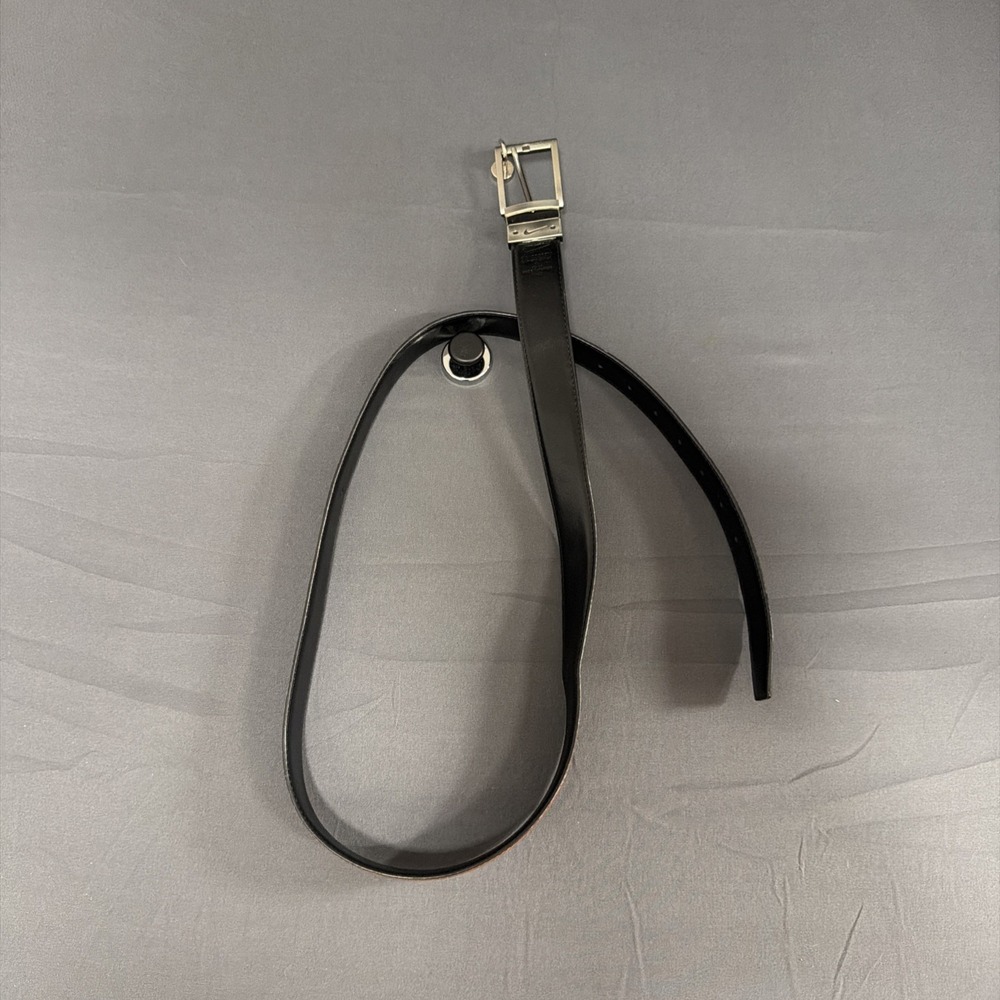 Nike men's black leather reversible belt with a silver-toned metal buckle XL